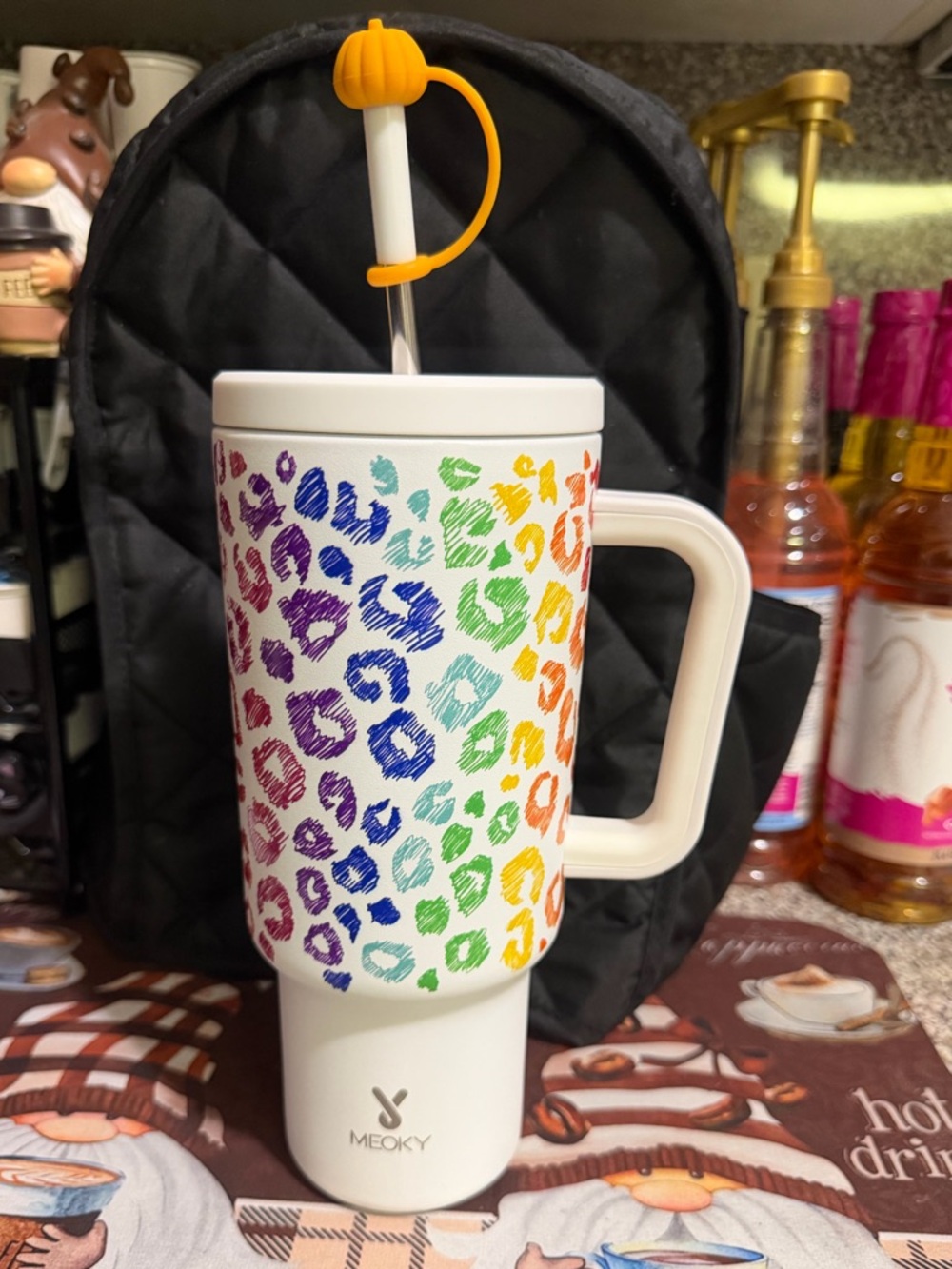 Meoky White Leopard Print 40 oz Insulated Tumbler - NWOT 🤍